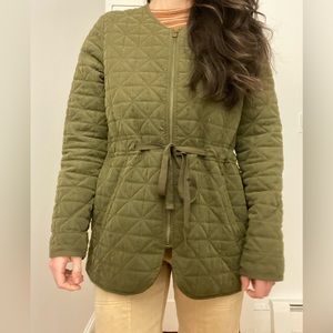 Vintage green quilted jacket. One size.